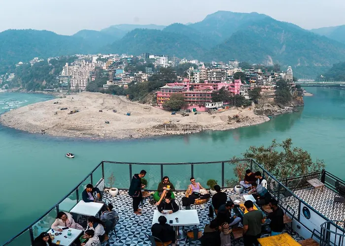 Joey'S By The Ganges Hostel Rishikesh